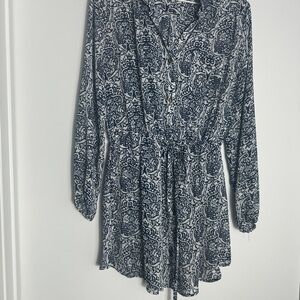 Cals Black and White Long Sleeve Dress